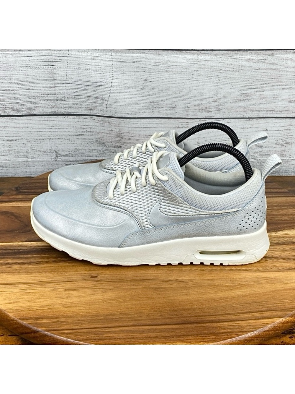 Nike Air Max Thea Premium Leather Metallic Platinum Shoe Women’s Sneaker Size 9